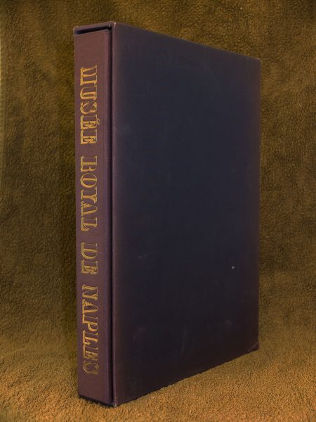 Special things to buy Musée Royal de Naples. Peintures, Bronzes et Statues Erotiques du Cabinet Secret. Avec leur explication par M. C. F., contenant soixante gravures. ‎- Paris, Ed. Cercle du Livre Précieux, 1959.
