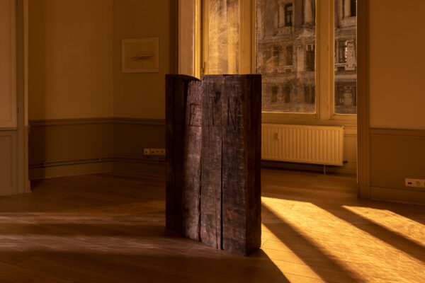 WHILE. BERND LOHAUS & NORA SCHULTZ 