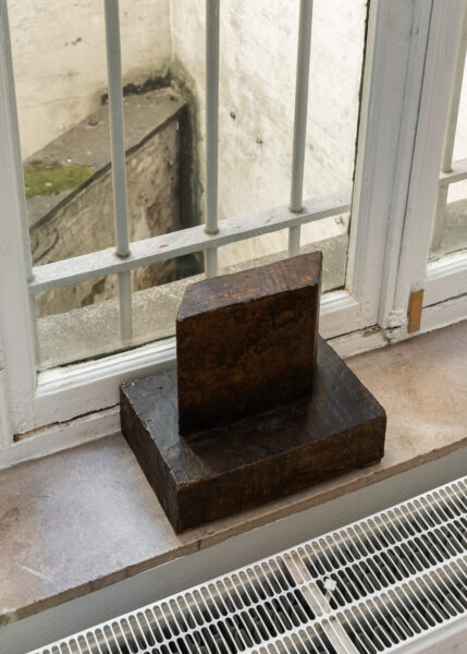 WHILE. BERND LOHAUS & NORA SCHULTZ 