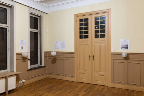 The Pots of Etablissement 